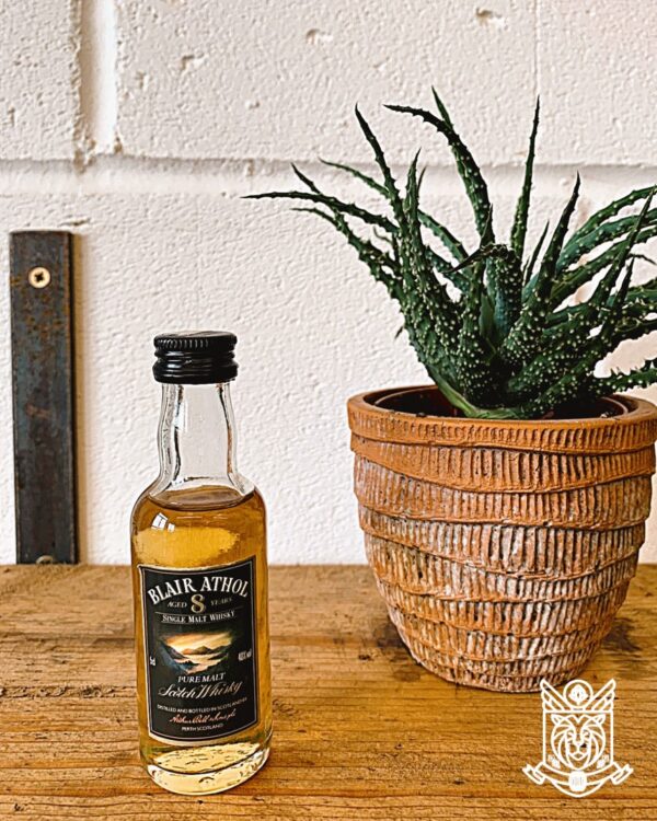 Blair Athol 08 years old Pure Malt Scotch Whisky